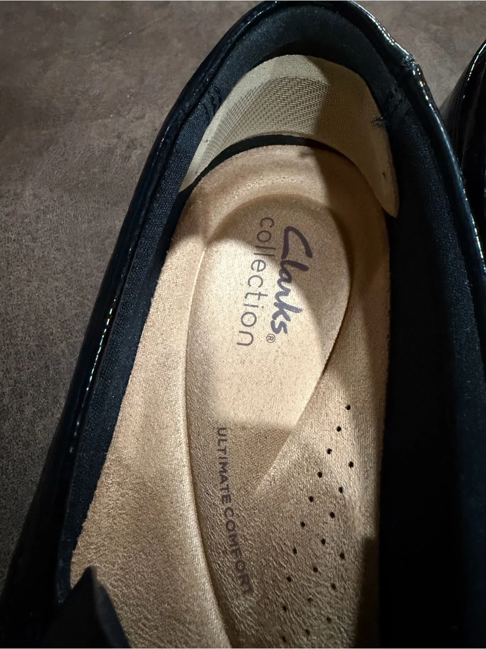 Clarks Collection Zylah May Black Crinkle Patent Chain Loafers